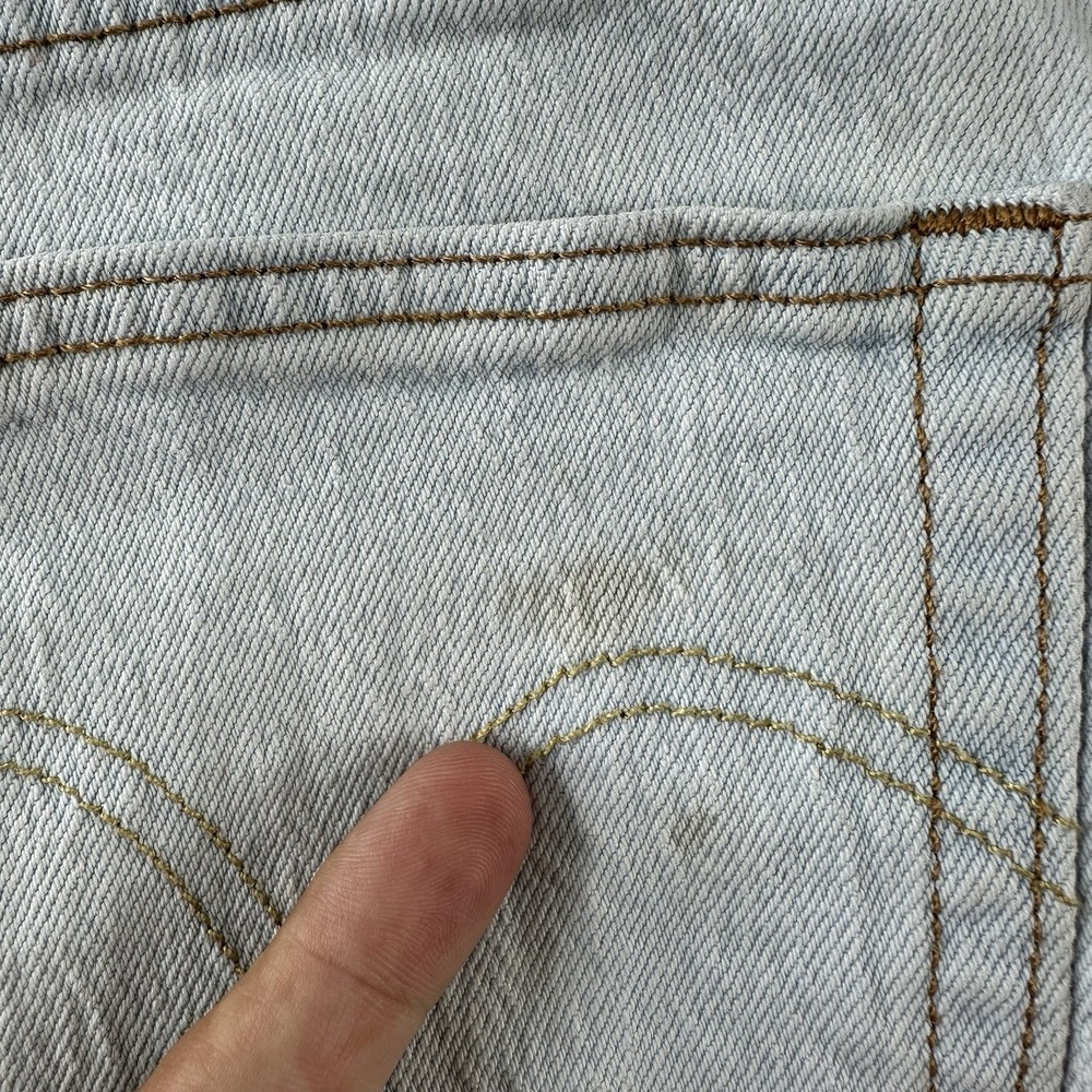 Levi's Women's 501 High Rise Two Tone Denim Jean Shorts Size 30 Button Fly Blue - Picture 11 of 12